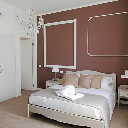 Amarti Oda ve Kahvaltı 4*